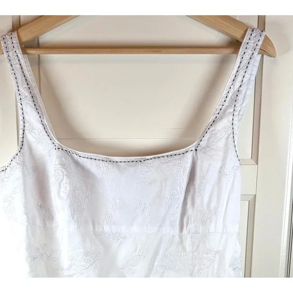 Tahari White Embroidered dress Square Neck knee length Size 14 - Picture 7 of 13